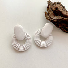 Load image into Gallery viewer, Simple Retro Statement Earrings For Women